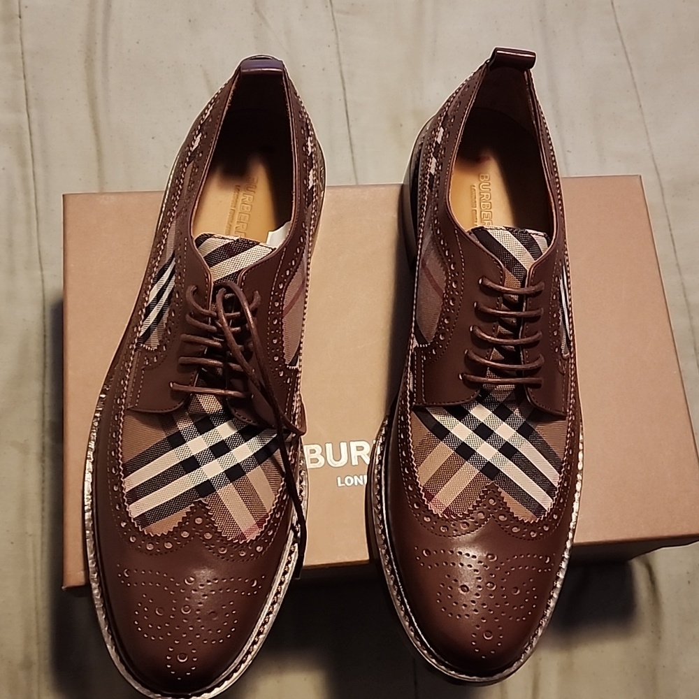 Burberry Vintage Check Derby’s